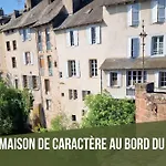 Feriehus Au Pont Vieux 9 Personnes Espalion