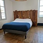 Au Pont Vieux 9 Personnes بيت للعطل *