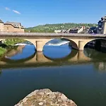 Au Pont Vieux 9 Personnes * Espalion