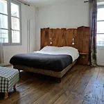 Au Pont Vieux 9 Personnes
