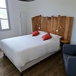 Feriehus Au Pont Vieux 9 Personnes *