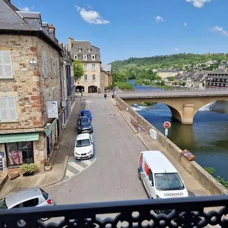 Au Pont Vieux 9 Personnes Casa de Férias *