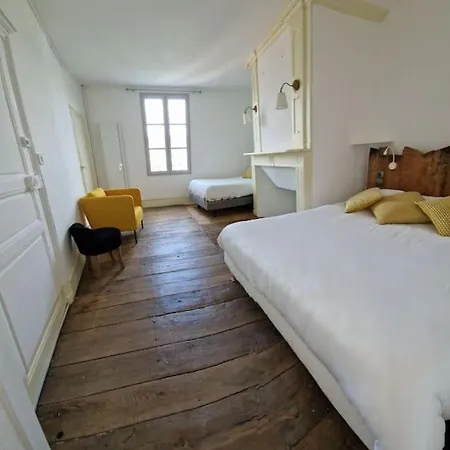 Casa de Férias Au Pont Vieux 9 Personnes Espalion