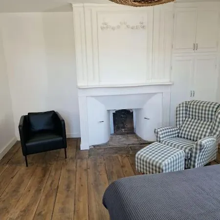 Au Pont Vieux 9 Personnes Espalion