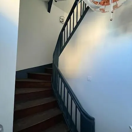 Au Pont Vieux 9 Personnes 에스팔리옹