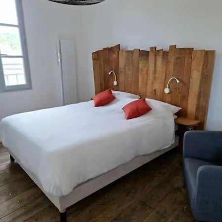 Nyaraló Au Pont Vieux 9 Personnes *