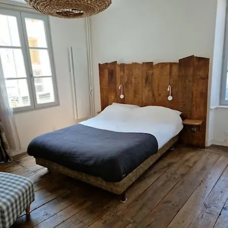 Au Pont Vieux 9 Personnes Σπίτι διακοπών Espalion