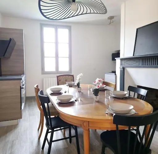 Casa de Férias Au Pont Vieux 9 Personnes *